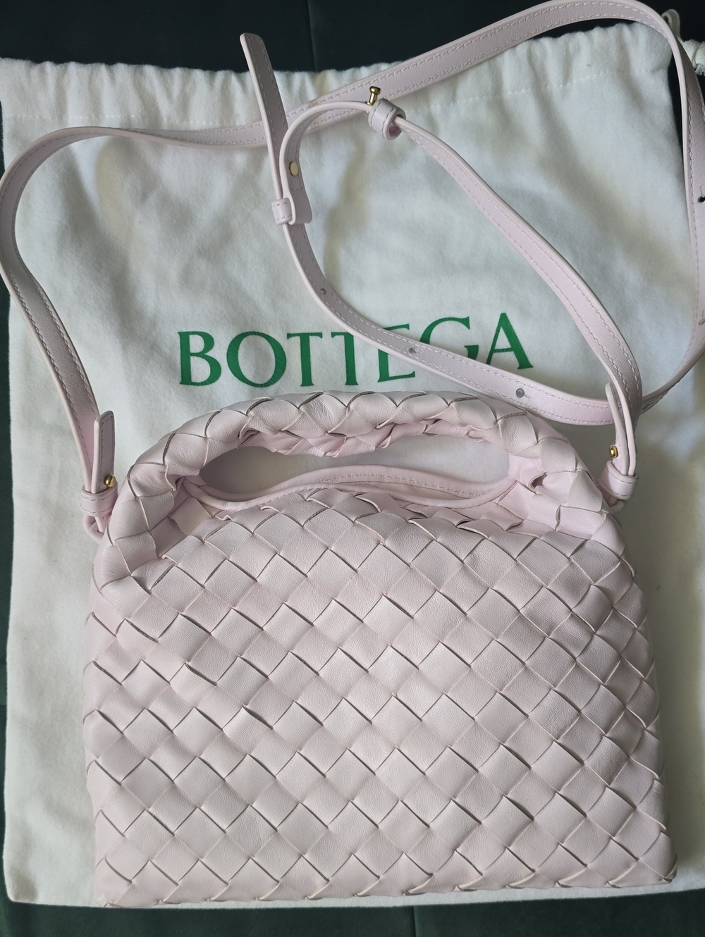 BOTTEGA VENETA Calfskin Intrecciato Mini Hop in Pink - Picture 2 of 7